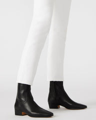 DUSTY BLACK LEATHER - SM REBOOTED