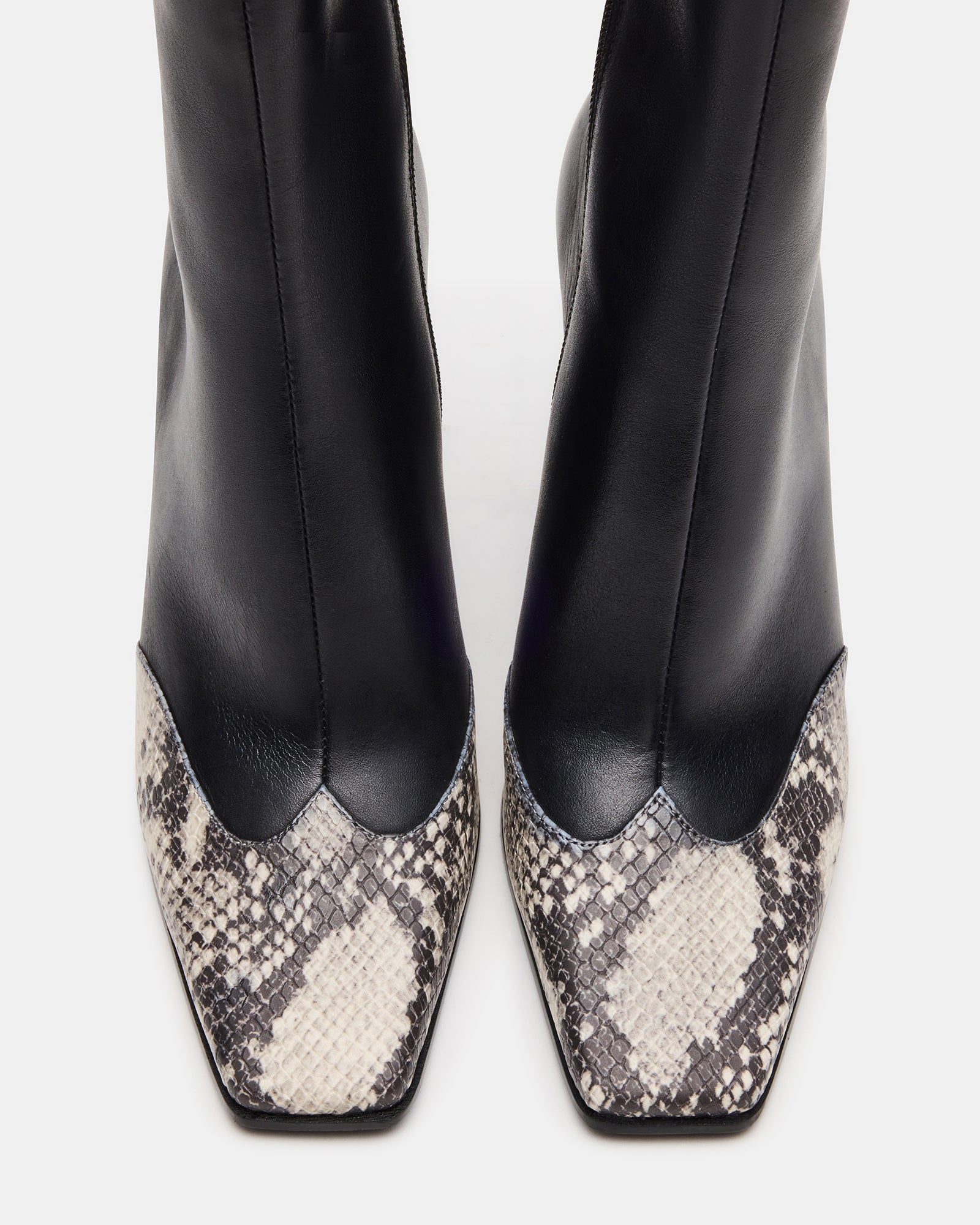 LYLE BLACK LEATHER WITH SNAKE - SM REBOOTED