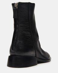 NEXIE BLACK LEATHER - SM REBOOTED